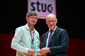Award recipient Sean Paul Gracie with First Minister of Scotland John Swinney